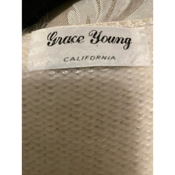 GRACE YOUNG CALIFORNIA VINTAGE ANGORA/WOOL BLEND IVORY SWEATER - SIZE M - FLAW - Picture 2 of 9